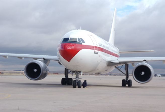 Airbus A-310 pertenece al 45 Grupo de las Fuerzas Aéreas de España y es usado para el transporte de autoridades.