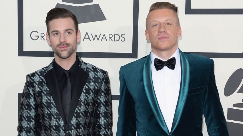LOS ANGELES, CA - JANUARY 26: Recording artists Ryan Lewis (L) and Macklemore attend the 56th GRAMMY Awards at Staples Center on January 26, 2014 in Los Angeles, California. (Photo by Jason Merritt/Getty Images) 