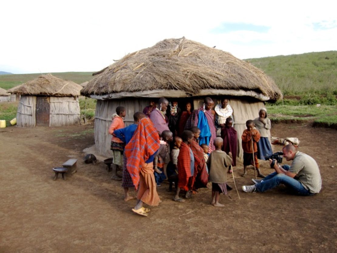 Photographing the Maasai, an African nomadic tribes people who have been heavily hit by HIV/AIDS.