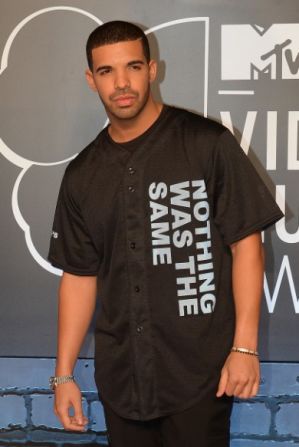Drake: Drizzy tiene cerca de 14 millones de seguidores y tuiteó alrededor de 1.500 veces. Tuit de muestra: " Viviendo mis raps". Tan ambiguo, sin embargo intrigante...