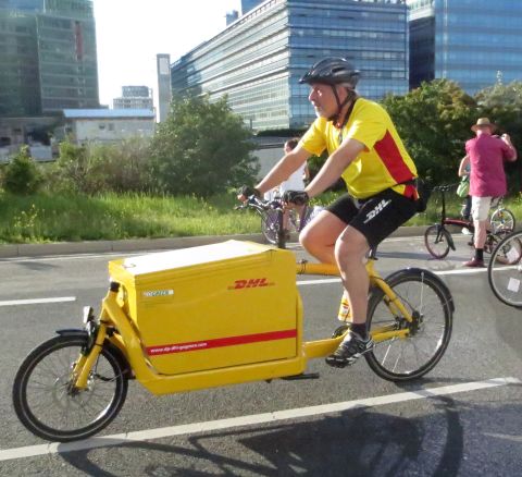 Several delivery companies, including DHL, Parcelforce and TNT, have integrated cargo bikes into their business models, often using them to transport goods the first and last mile of a journey. 