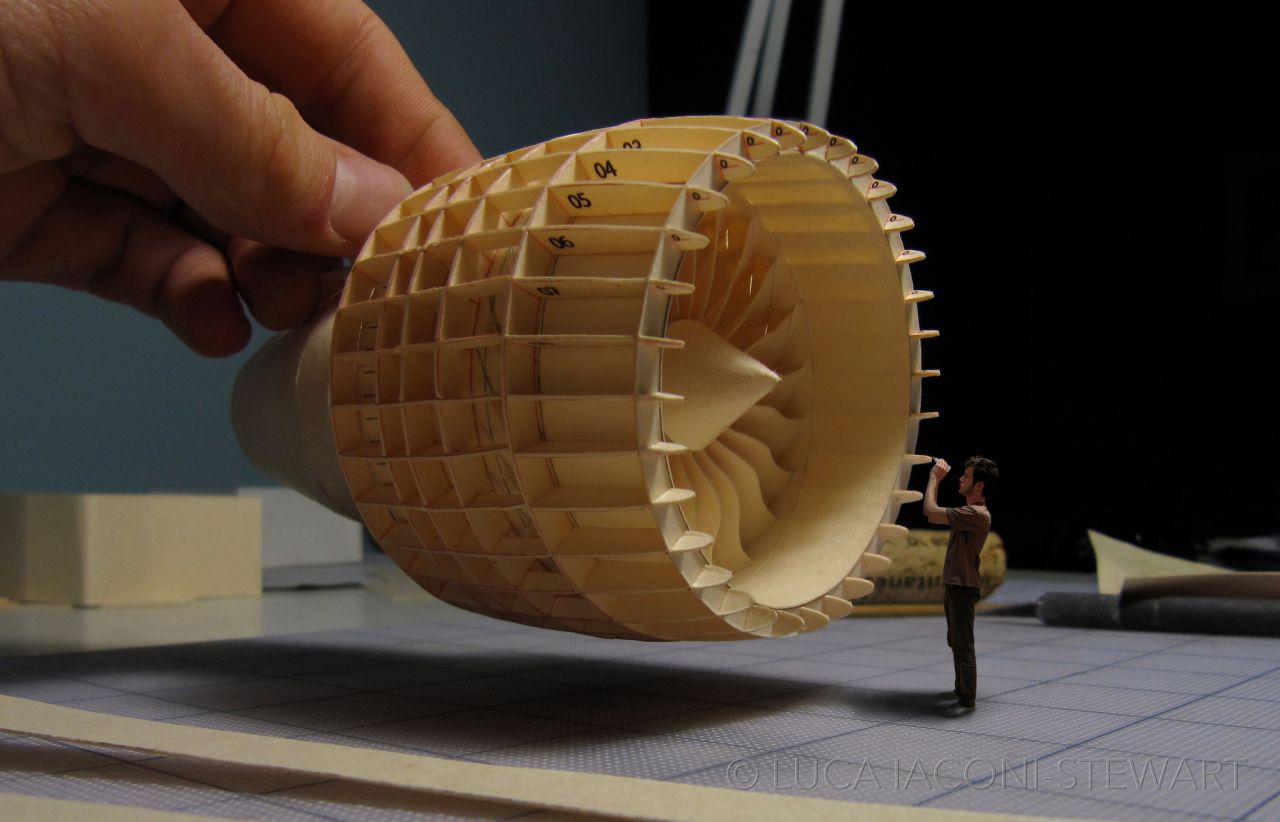 Plane fan: Some parts look like sculpture.