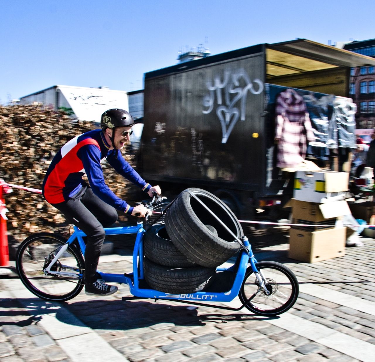 As cargo bikes become more prevalent in European cities, people are routinely relying less on cars to transport heavy and cumbersome items. 