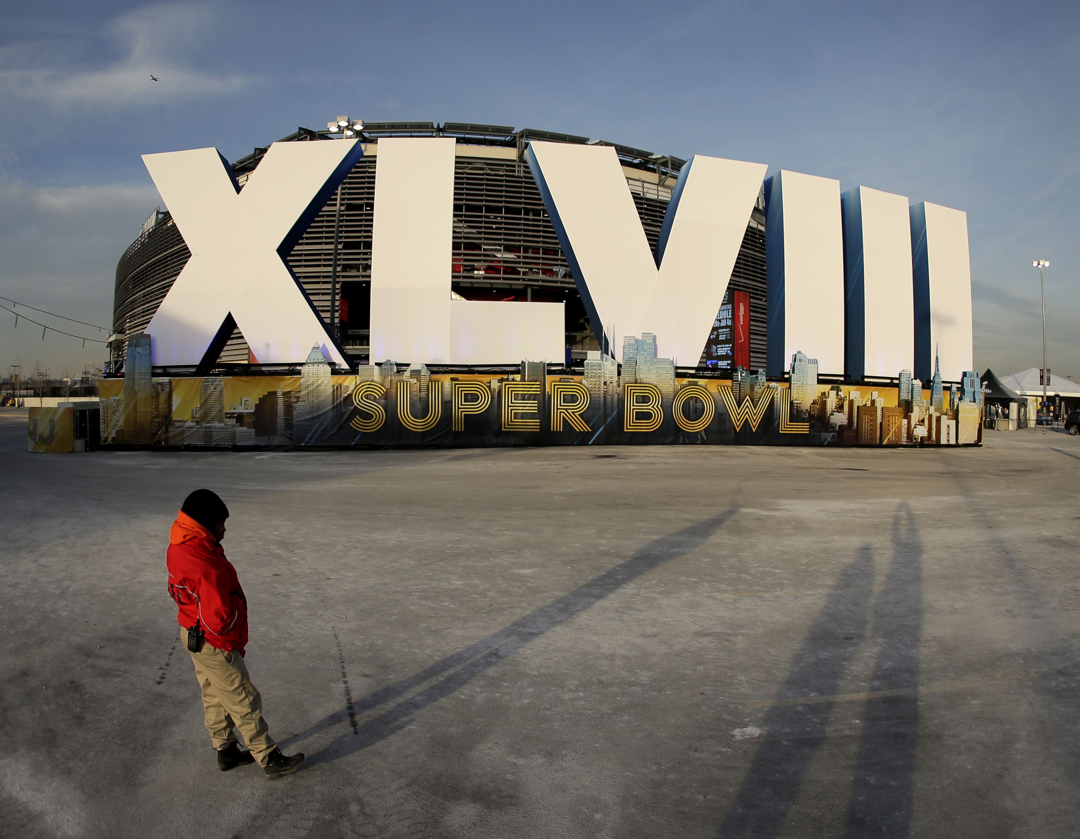 Warm Weather, Cold Manning at Super Bowl - The New York Times