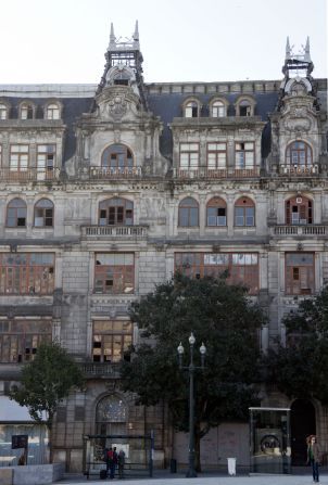 "The atmosphere was of your typical quiet neighborhood," Hanwella said. "As you're walking along, you'll see some buildings that are obviously inhabited right by a building that looks abandoned. A lot of the buildings were very ornate, so it was easy to see that they were built in more prosperous times."