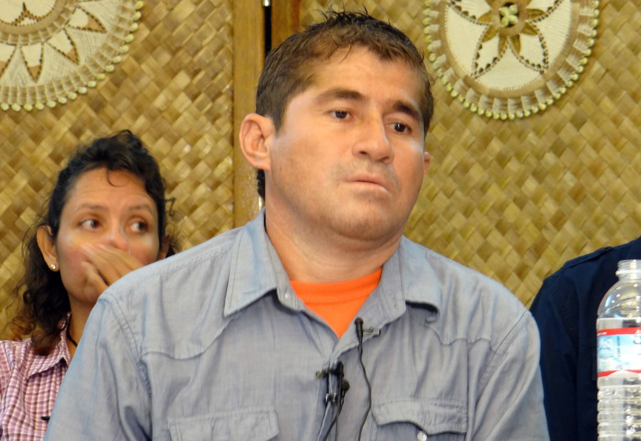 Esta es la nueva imagen de Alvarenga, afeitado y con el pelo corto.