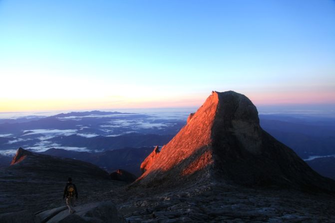 At 4,092 meters, the stunning St. Johns Peak is only three meters shorter than Mount Kinabalu's true summit, Low's Peak. It was named after a former British counsel in Brunei who joined the second and third documented climbs of Mount Kinabalu in 1858. 