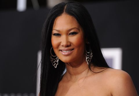 Television personality Kimora Lee Simmons is the daughter of a Japanese mother and a black American father. "I consider myself to be one of the black women in fashion who made it," she told <a href="http://nymag.com/nymetro/shopping/fashion/features/9306/index2.html" target="_blank" target="_blank">New York magazine</a>. "But black women don't look at me like that."