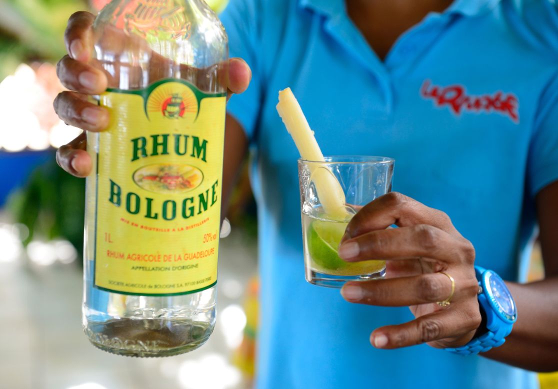 Deceptively called "small" punch in French Creole, the potent national drink mixes a teaspoon of brown sugar with fresh lime, topped with white rum and stirred with a sugar cane stick. 