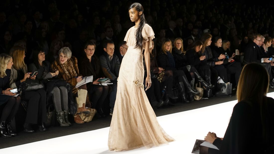 Badgley Mischka, the line by duo Mark Badgley and James Mischka, debuted their fall collection on February 11 at Lincoln Center.