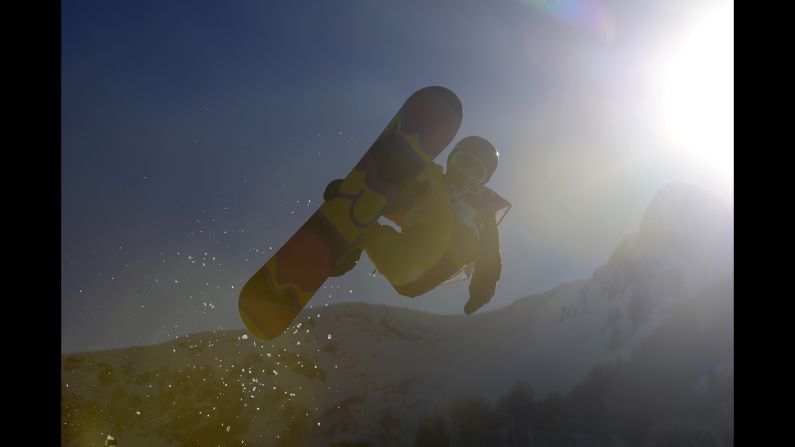 China's Cai Xuetong competes in the women's halfpipe.