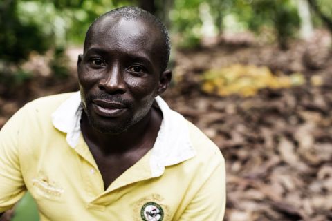 François Ekra owns a seven-hectare plantation in the Ivory Coast; he is also the leader of the local farmers' co-operative in his village, Gagnoa.