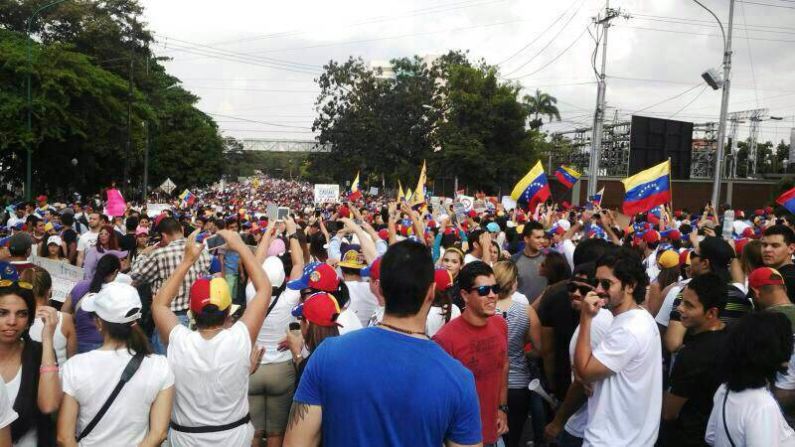 Se calcula que hubo entre 5.000 y 7.000 personas en las calles de Barquisimeto.