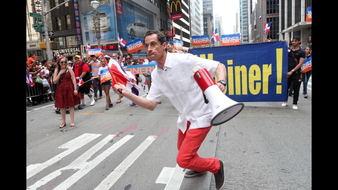 There's a fine line to walk in courting Latino voters; there's a difference between reaching out and pandering. Former congressman and New York mayoral candidate Anthony Weiner didn't win any votes when he appeared at a Dominican Day Parade last year wearing bright red pants, a guayabera -- a men's shirt popular in Latin America -- and running around with a bullhorn. 