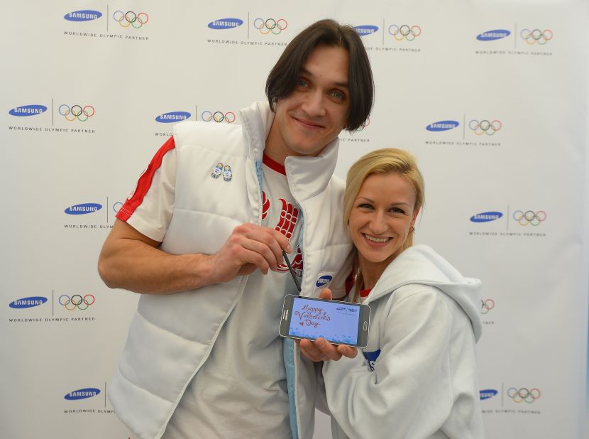 Valentine's Day cards are so last century in Sochi. These days it's all about digital love. Here Russian figure skating gold medalists Maxim Trankov and Tatiana Volosozhar create their very own digital Valentine card. 
