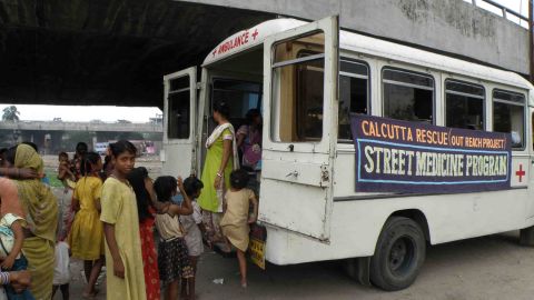 The Street Medicine Institute is put to action in Calcutta.