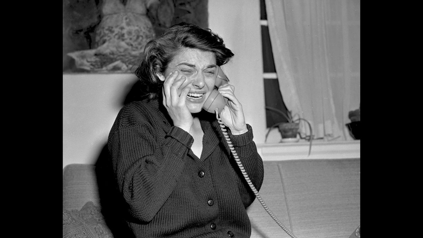 <strong>Anne Bancroft (1963):</strong> Anne Bancroft cries in her New York apartment as she accepts a congratulatory phone call following her win for "The Miracle Worker."