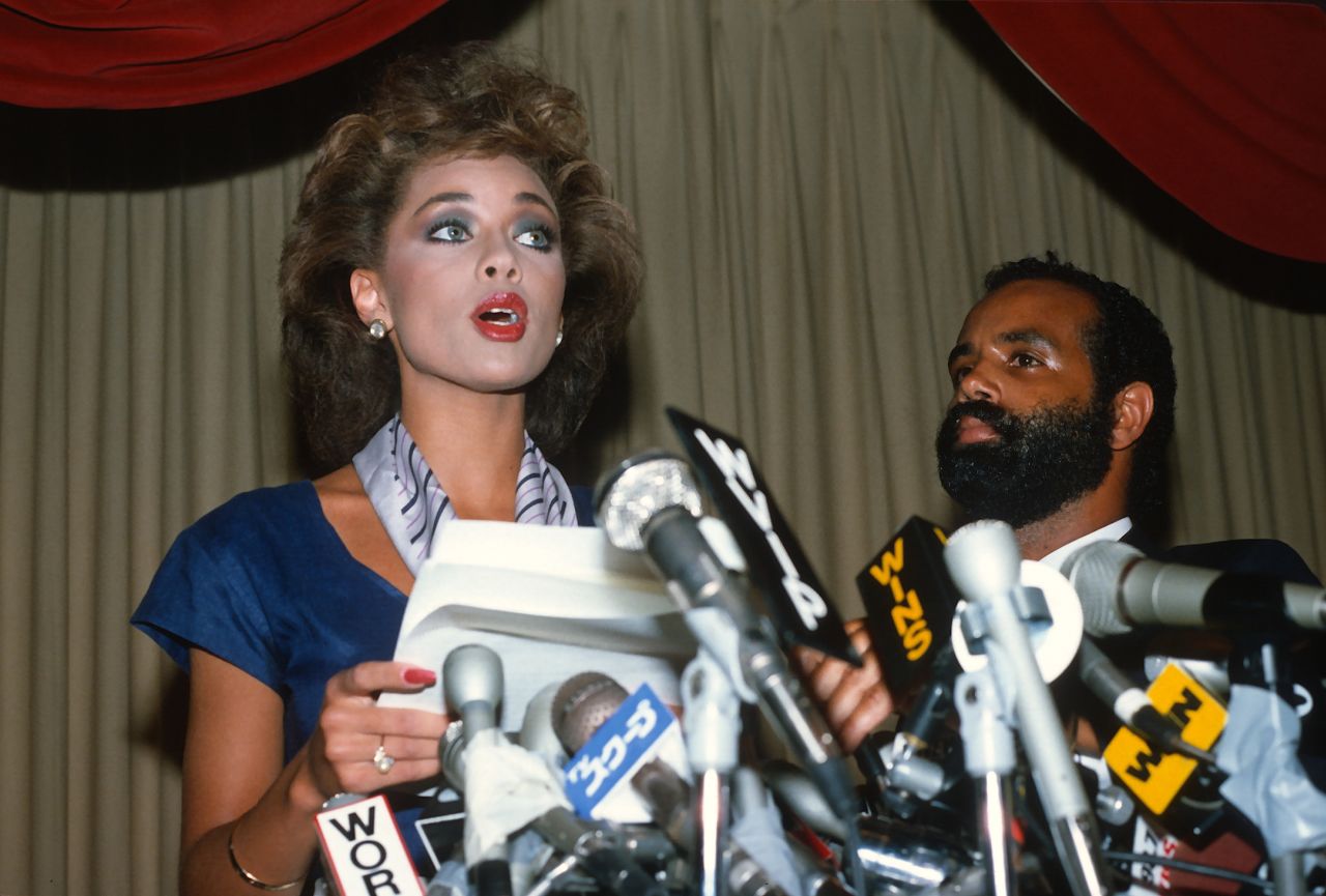 Vanessa Williams has enjoyed her career as an actress in the past few years, starring in "Ugly Betty" and "666 Park Avenue." Things were less successful for her in July 1984 when she had to resign her Miss America title after nude photographs of her and another woman surfaced. 
