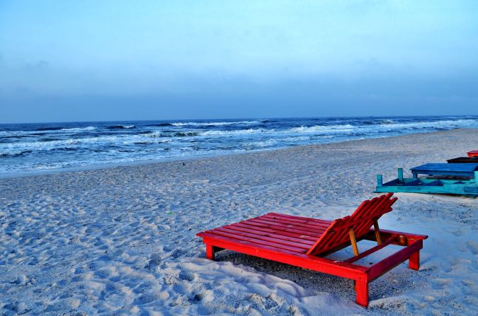 Care to lounge? <a href="index.php?page=&url=http%3A%2F%2Fireport.cnn.com%2Fdocs%2FDOC-1078272">Tracy Bond</a> took this photo at Topsail Hill Preserve State Park near Destin. "Each sunrise or sunset is unique and beautiful."