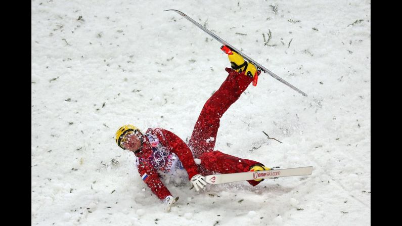 Pavel Krotov of Russia crashes out in men's aerials.