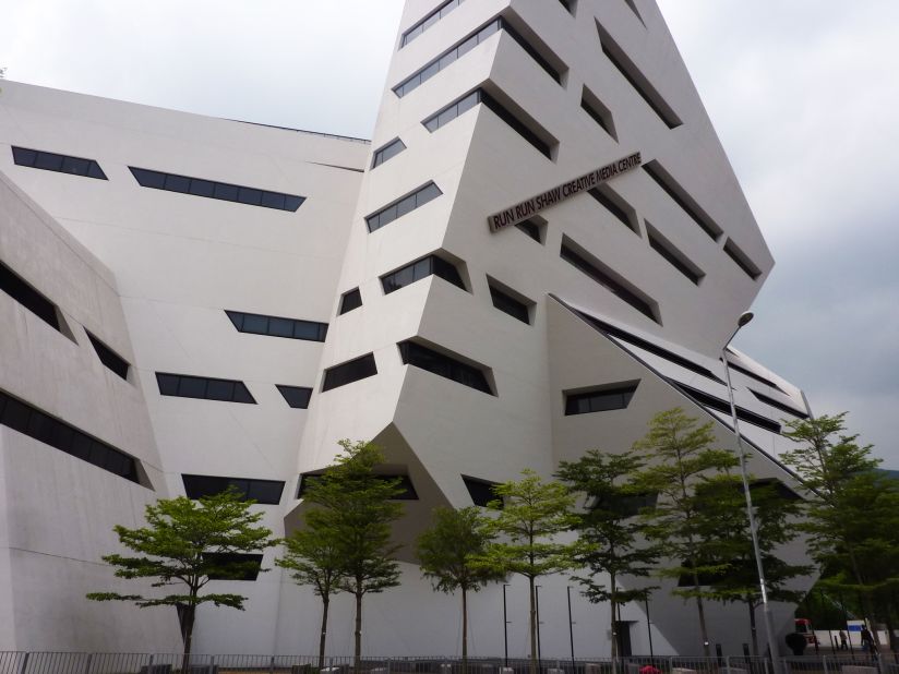 In 2012, the building was assigned a BEAM Platinum sustainability rating. The building houses the School of Creative Media at City University of Hong Kong. <strong>Architects:</strong> Daniel Libeskind. 