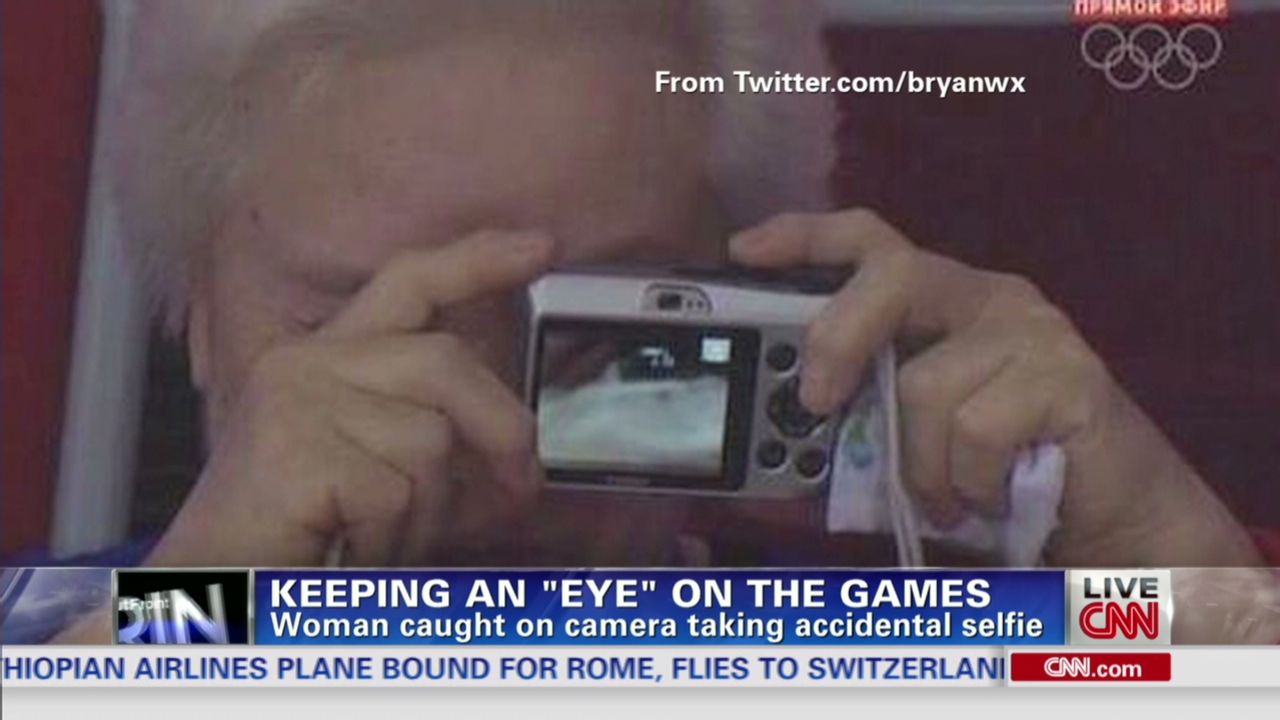 erin pkg moos olympic selfie eyeball_00000307.jpg
