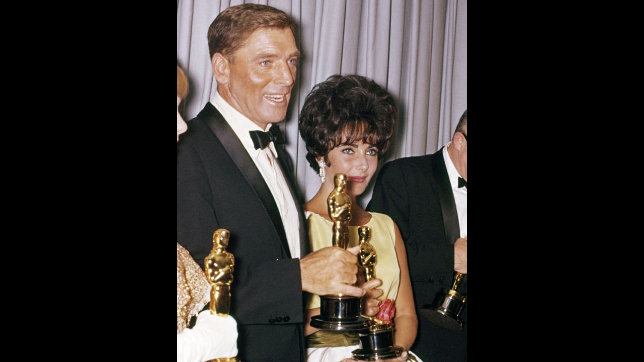 <strong>Burt Lancaster (1961):</strong> Burt Lancaster was a winner two times over at the 1961 Oscar ceremony. He won the best actor prize for the title role in "Elmer Gantry," and he had glamorous Elizabeth Taylor, best actress winner for "Butterfield 8," by his side backstage.