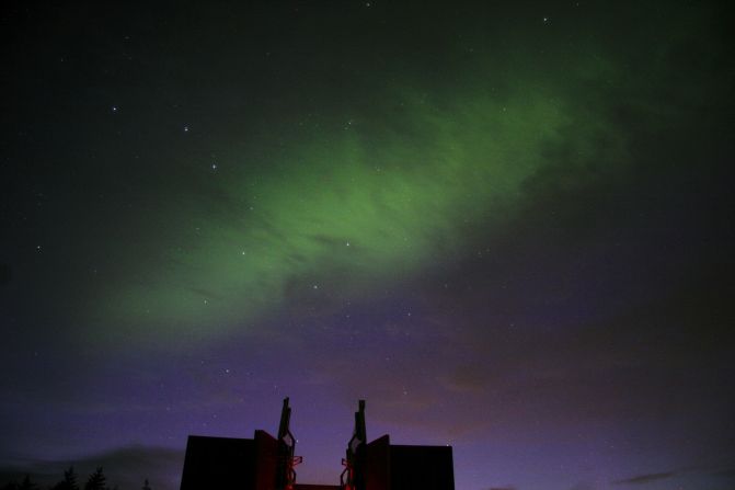 <strong>Northumberland Dark Sky Park (UK):</strong> Depending on <a href="index.php?page=&url=http%3A%2F%2Fwww.nasa.gov%2Ftopics%2Fshuttle_station%2Ffeatures%2F20110917-aurora.html%23.UwL132TIwzI" target="_blank" target="_blank">disturbances in the Earth's magnetic field</a>, the Aurora Borealis can be visible from Kielder Observatory, on the northernmost edge of England, close to the Scottish border. 