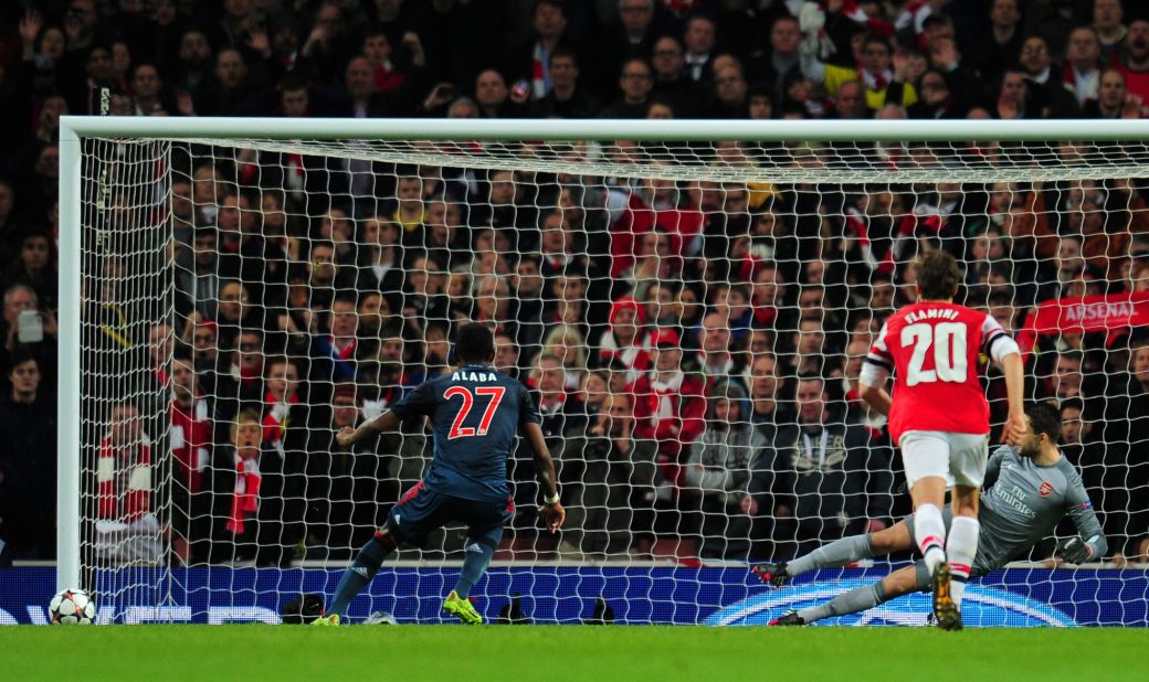 Momentum also swung in Bayern Munich's favor after Arsenal goalkeeper Wojciech Szczesny was sent off for a foul on Arjen Robben, although David Alaba missed the resulting spot kick. 