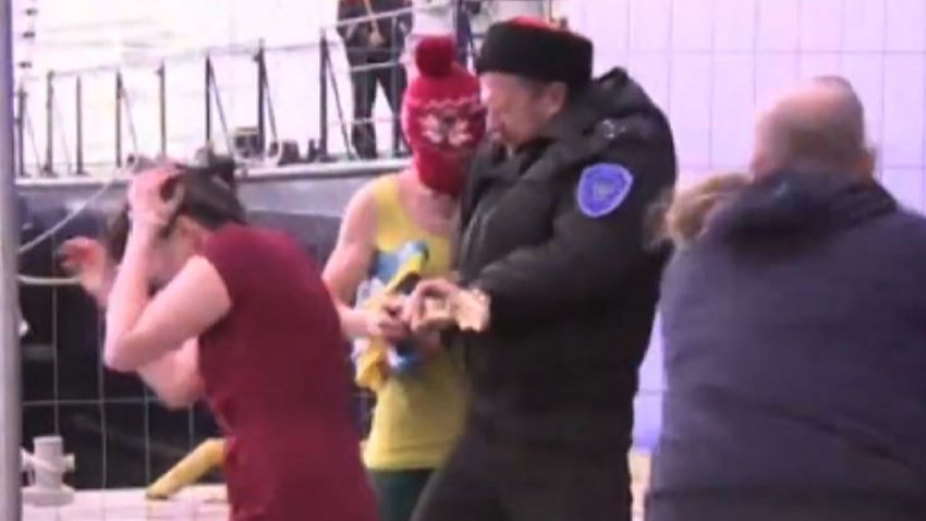 russia sochi pussy riot beaten watson pkg_00005002.jpg