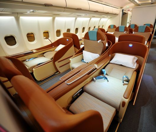 <strong>2. Oman Air. </strong>This airline offers door-to-door service with complimentary chauffeur-driven airport transfers in select destinations such as Paris, London, Muscat, Oman and Mumbai, India. 