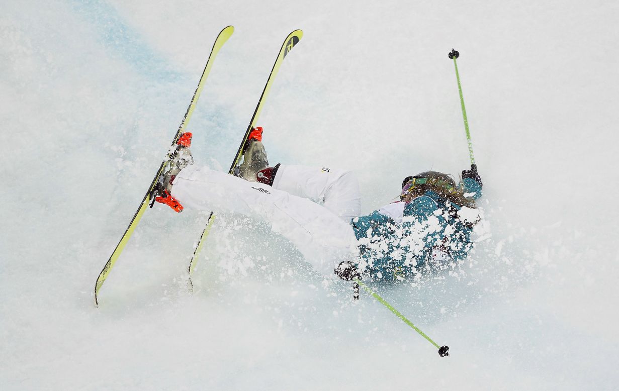 Amy Sheehan of Australia crashes during the women's halfpipe on February 20.