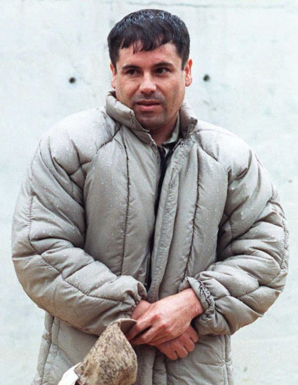 Esta era una de las últimas fotos públicas de Joaquín "El Chapo Guzmán", el narcotraficante más buscado del mundo, antes de ser recapturado.