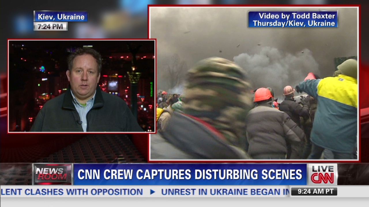 exp baxter ukraine violence_00014616.jpg