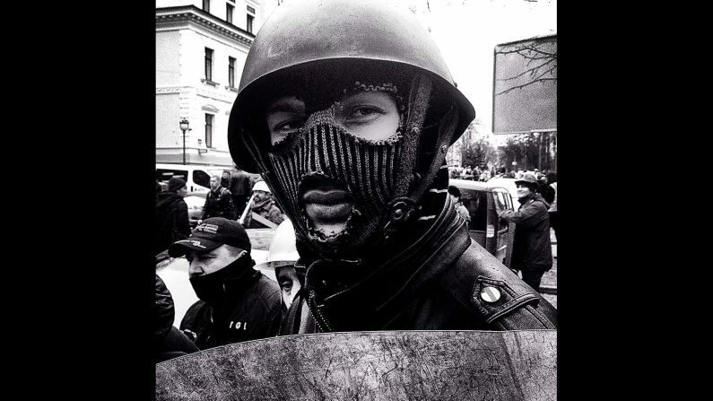 KIEV, UKRAINE:  "Anti-government demonstrator in makeshift riot gear (February 22), a member of several protection units set up by the organizers of the occupation of Maidan Square." - CNN's Christian Streib.  Follow Christian on Instagram at <a href="https://trans.hiragana.jp/ruby/http://instagram.com/christianstreibcnn" target="_blank" target="_blank">instagram.com/christianstreibcnn</a>.