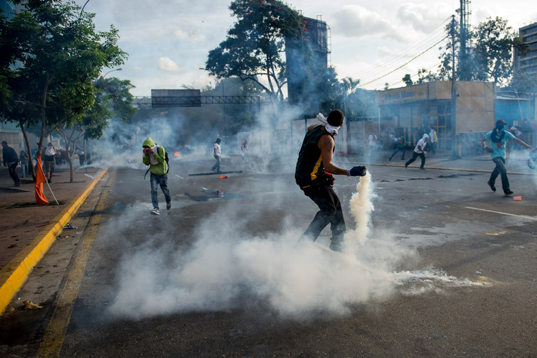 Marchas En Venezuela | CNN