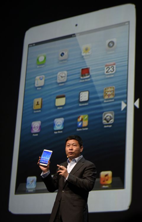 4. The seven inch <strong>Huawei MediaPad X1</strong> tablet with <a href="http://www.wired.co.uk/news/archive/2014-02/23/huawei-mediapad-x1-and-m1-preview" target="_blank" target="_blank">edge-to-edge screen</a>. 