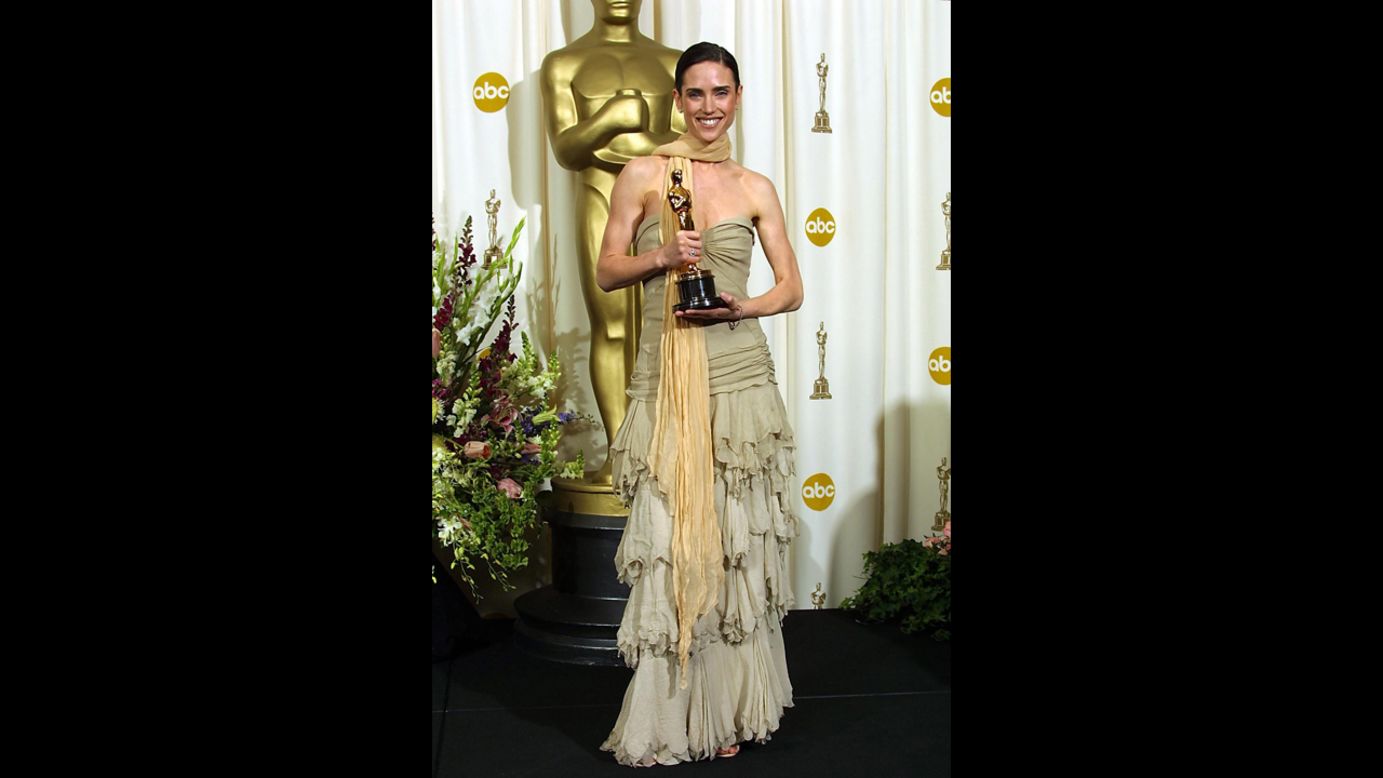Jennifer Connelly, who won the 2002 Oscar for best supporting actress, arrived at the ceremony that year fully prepared in case the theater was chilly. That turned out to be a very, very bad idea.