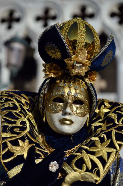 Behind the Mask: Symbolism of Venice Carnivale Faces - Leap of Faith Chloe