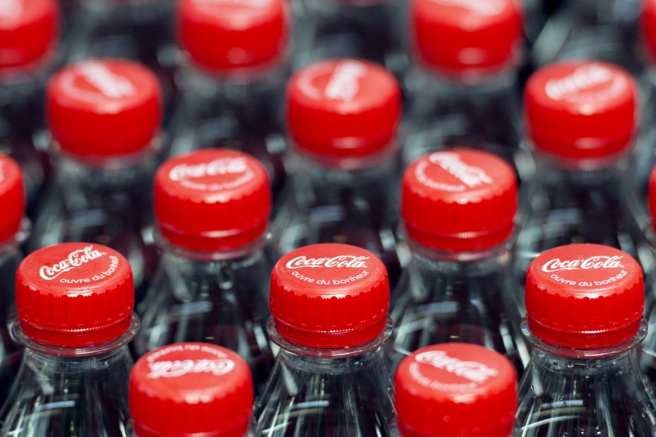 Coca-Cola, the world's leading beverage maker, comes third. "Coke leads the way on respecting land rights and in supporting women. It scores higher on policies related to workers' rights, climate change and water but is left trailing the top companies due to poor performance on support for farmers," Oxfam says.