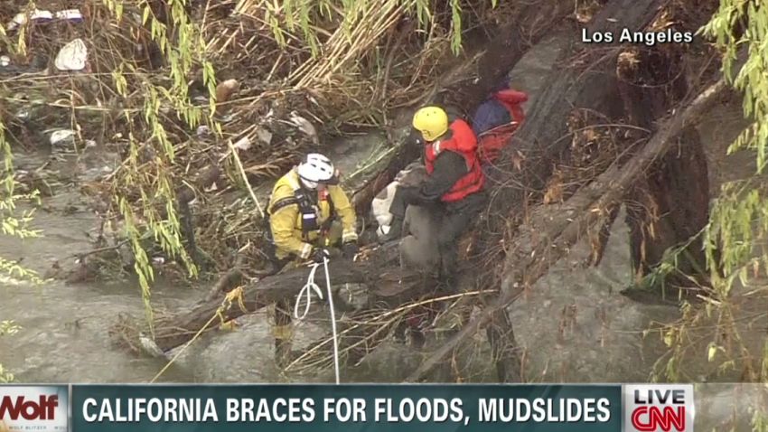 wolf lah california braces for floods mudslides_00011805.jpg