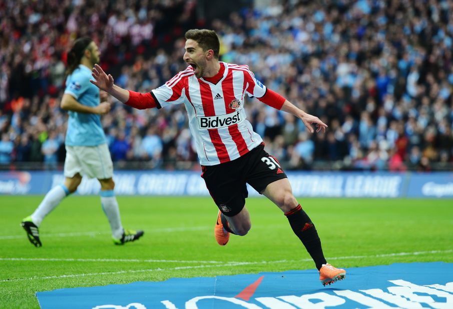 Fabio Borini gave Sunderland early hope with a fine 10th minute goal for the underdogs.