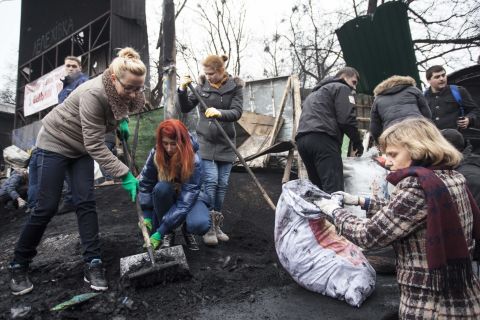 Meanwhile, Ukrainians have started cleaning Kiev after several months of protesting.