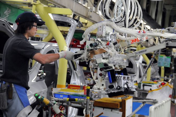 You'd think one of the world's most efficient systems would have production lines dedicated to single models, but Toyota says it isn't so. The company mixes models on the line to keep workers engaged and alert. 