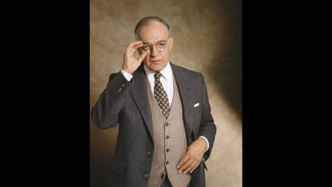 Richard Dysart L A Law Star Dies At 86 Cnn