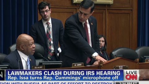 Congressmen Darrell Issa and Elijah Cummings face off during a tense House Oversight hearing Wednesday