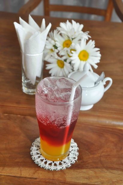 Tea salons such as Euphorium in Colombo also serve clever tea-based cocktails, Japanese-inspired lunch dishes and pastries.