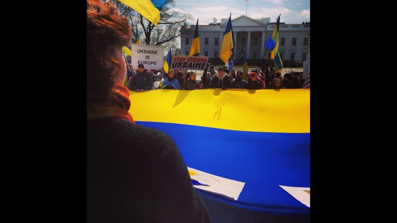 WASHINGTON, DC:  Ukrainian demonstrators rally on March 5 outside the White House against the Russian incursion into Crimea.  Photo by CNN's  Burke Buckhorn.  Follow Burke on Instagram at <a href="index.php?page=&url=http%3A%2F%2Finstagram.com%2Fbbuckhorncnn" target="_blank" target="_blank">instagram.com/bbuckhorncnn</a>