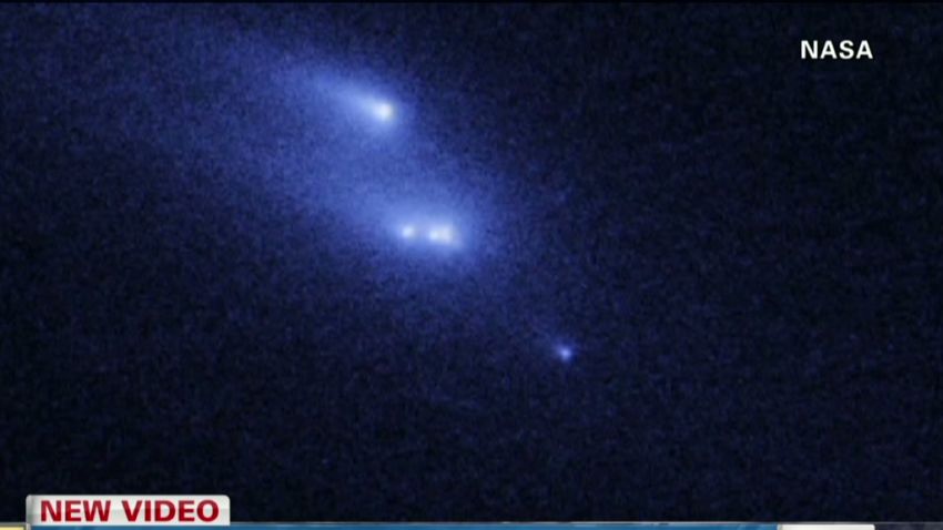 asteroid falls apart EarlyStart _00001403.jpg