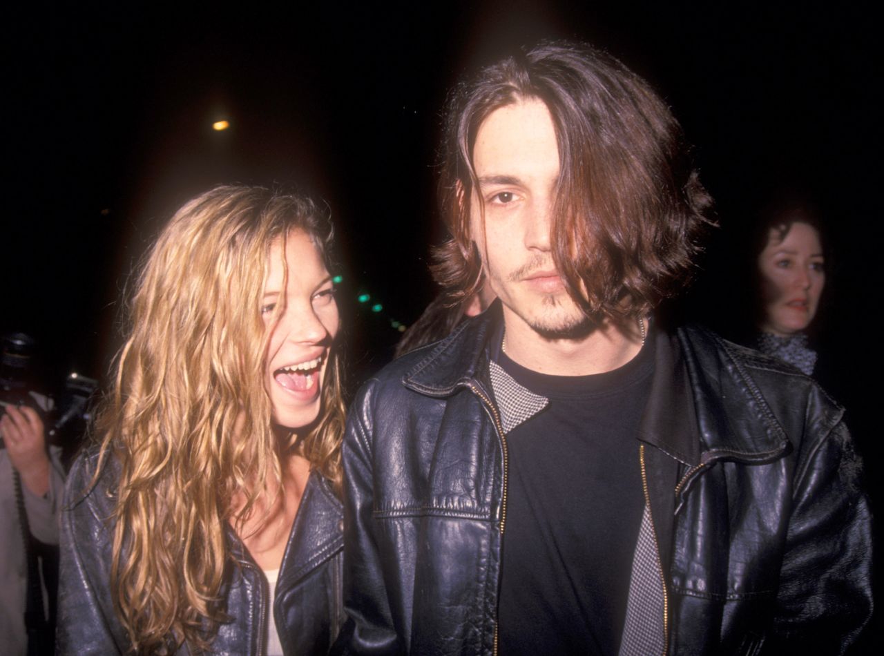 One of our other favorite '90s couples again includes Depp, who dated model Kate Moss from 1994 to 1998. A pairing with that much heat and great hair should never fall apart. 
